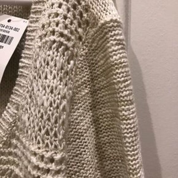 NWT Abercrombie kids sweater large - Picture 2 of 4